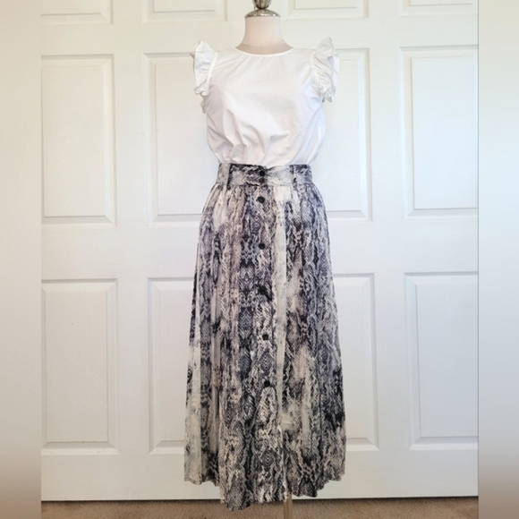 Kate Spade Ruffle Top - Picture 4 of 10